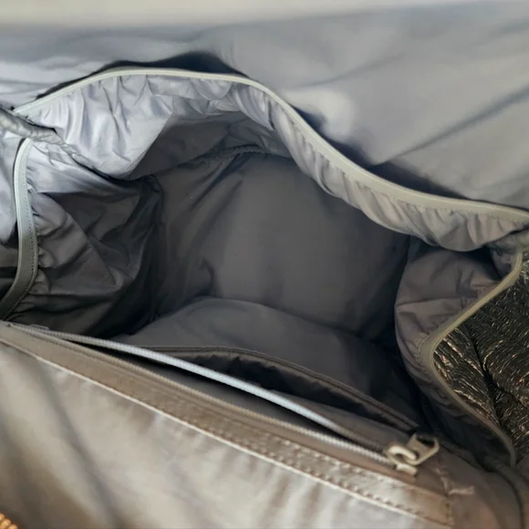 FRESHLY PICKED black Classic Diaper Bag with changing pad, Vegan Leather - Picture 8 of 9